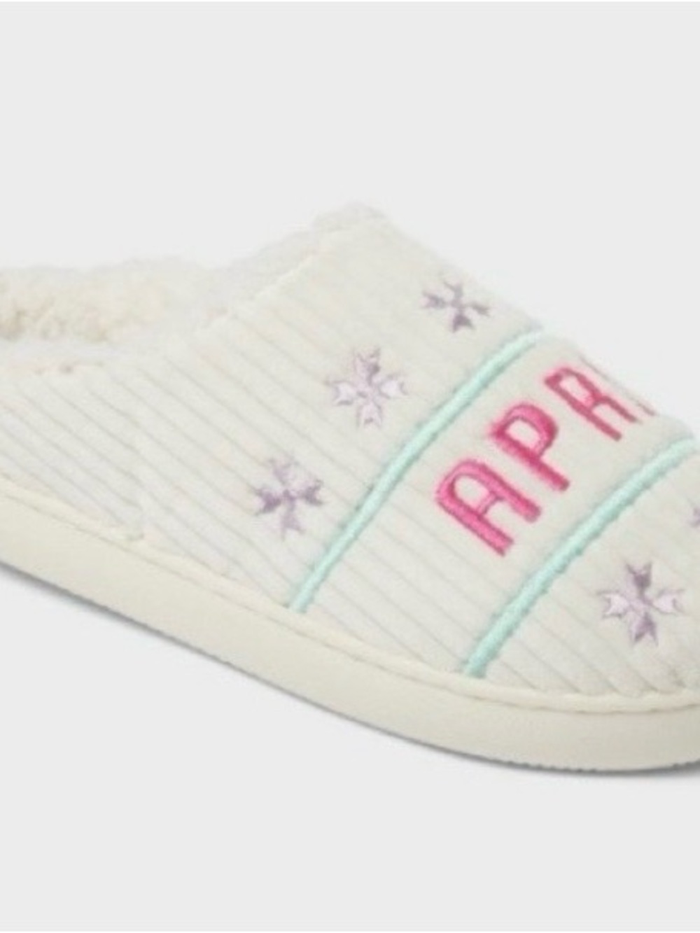 Women's Shona Apres All Day Scuff Slippers - Wild Fable Off-White Medium 7/8